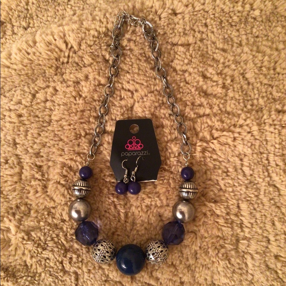 Women’s Necklace and Earrings Set
